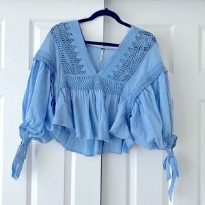 Free People Drive You Mad Blue Flowy Sleeve Peasant Blouse size XS